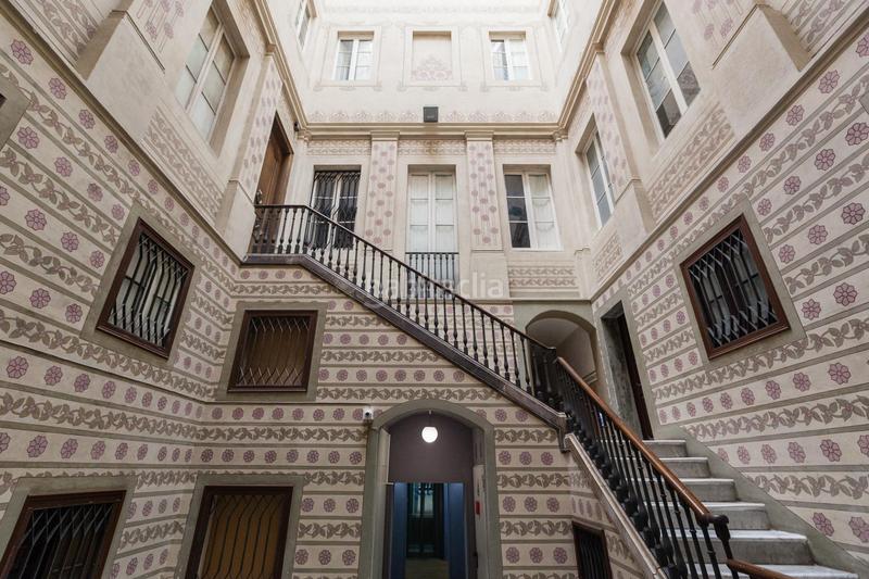 Foto 3a891d8d-dd94-4430-a064-502fdad20643. Location attique avec chauffage dans Gòtic Barcelona