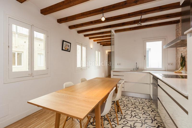 Foto 19c7fff1-b53c-4631-b4e5-816df53f5aed. Rent penthouse with heating in Gòtic Barcelona