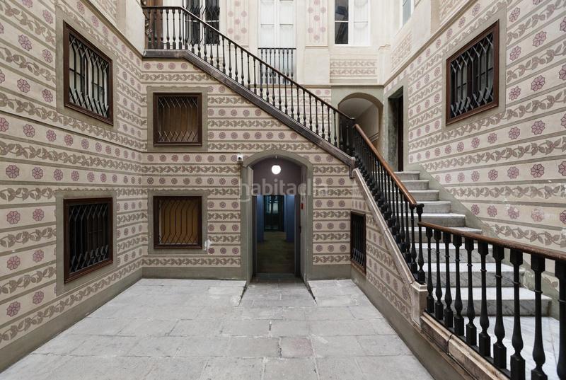 Foto 5bc2e097-ec11-4a0f-ad96-50f0b8eed60c. Rent penthouse with heating in Gòtic Barcelona