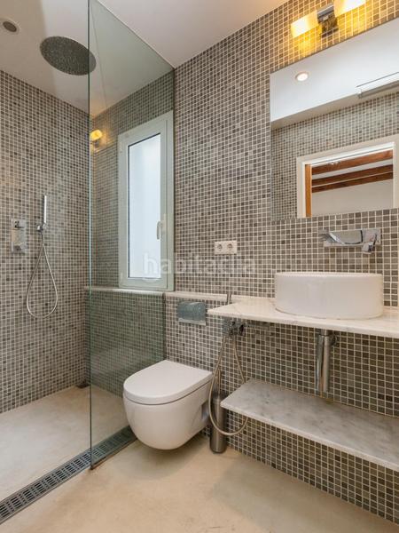 Foto 6d877852-0aa5-4ec7-b97b-4560e2ea3141. Rent penthouse with heating in Gòtic Barcelona