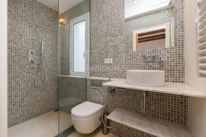 Foto 8c99ba0b-d448-4f4d-92fb-6a2ed1aee3af. Rent penthouse with heating in Gòtic Barcelona