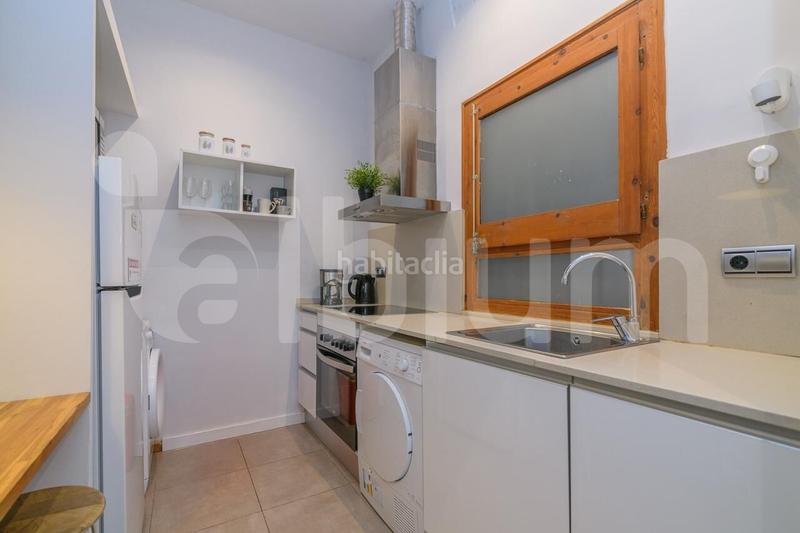 Foto f57d9e0a-5f1d-4465-a1ad-28eef9677499. Miete appartement in Gòtic Barcelona