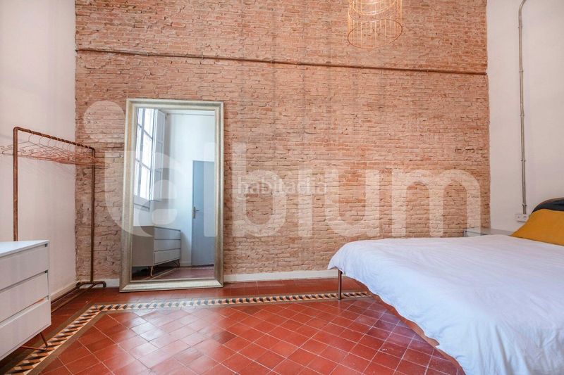 Foto d4f0dc56-682d-45a7-b9e5-721c542ffd6f. Pis a Gòtic Barcelona