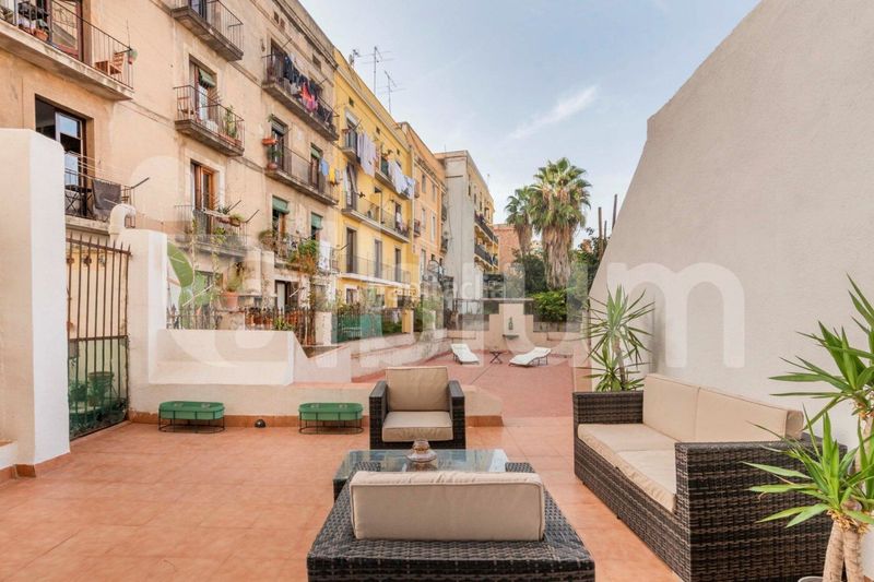 Foto e63babd9-0dfd-4696-ad5c-9c4ebbee18e8. Pis a Gòtic Barcelona