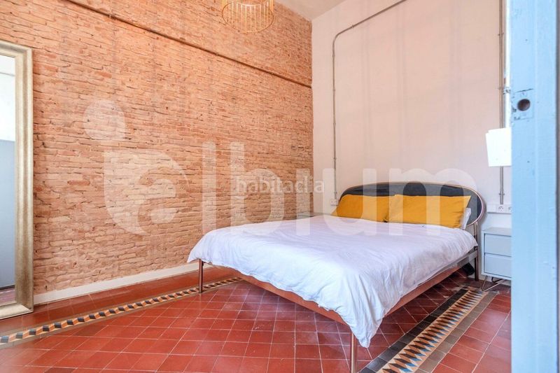 Foto eaf4c3ef-df36-42e8-8225-ab0874d0f3ed. Pis a Gòtic Barcelona
