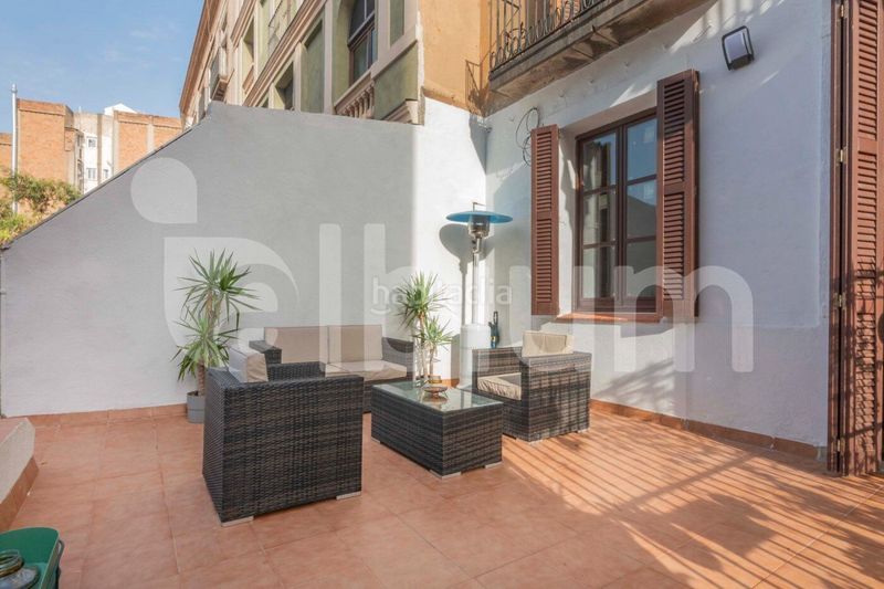 Foto ef0ef596-ad6f-428f-b6b7-818a438a1db6. Pis a Gòtic Barcelona