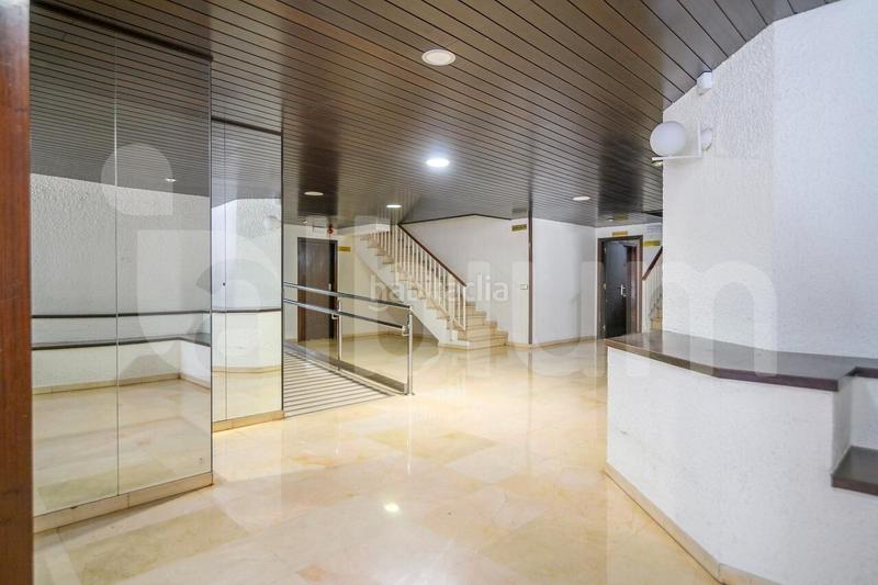 Foto f0131c02-10d5-4773-830f-12bc22782762. Local commercial dans La Nova Esquerra de l´Eixample Barcelona