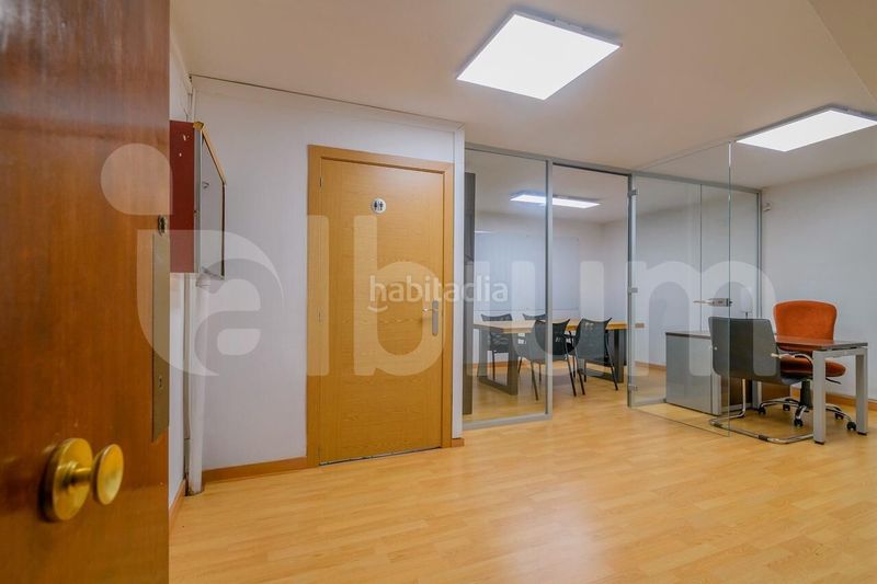 Foto 961f32f0-a0eb-4a02-a101-6542c302a125. Local comercial a La Nova Esquerra de l´Eixample Barcelona