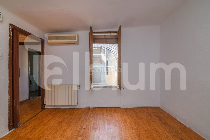 Foto 82af8ce8-0ef5-40f8-ac12-bef3f125cf07. Pis amb calefacció a Gòtic Barcelona