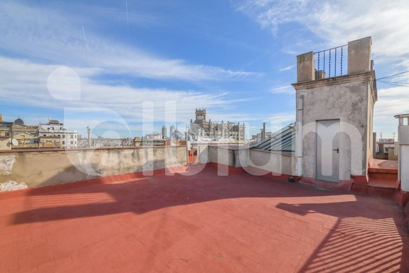 Foto b5a715ad-53db-4757-bb0f-0f9a85a13954. Pis amb calefacció a Gòtic Barcelona