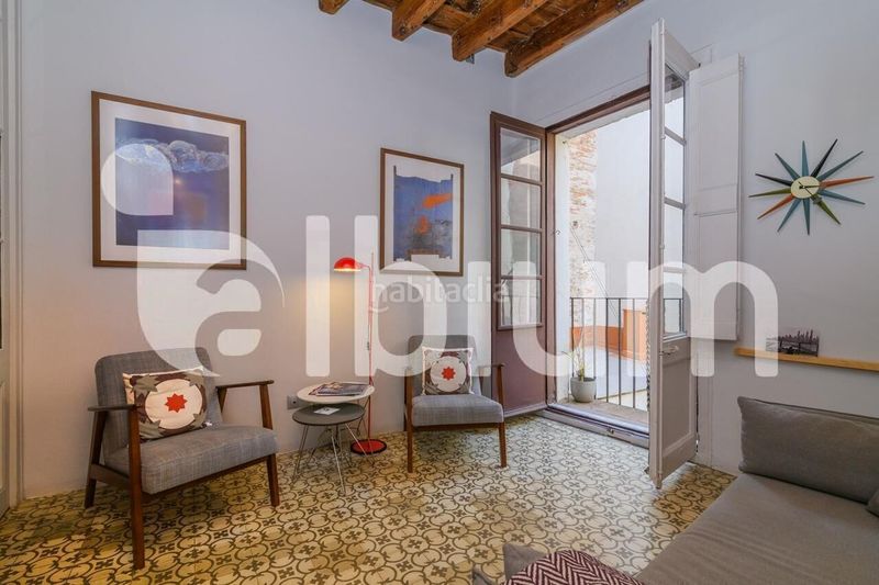 Foto 40fef827-e351-42e3-8e93-fa82e94db685. Pis amb calefacció a St. Pere - Sta. Caterina - El Born Barcelona