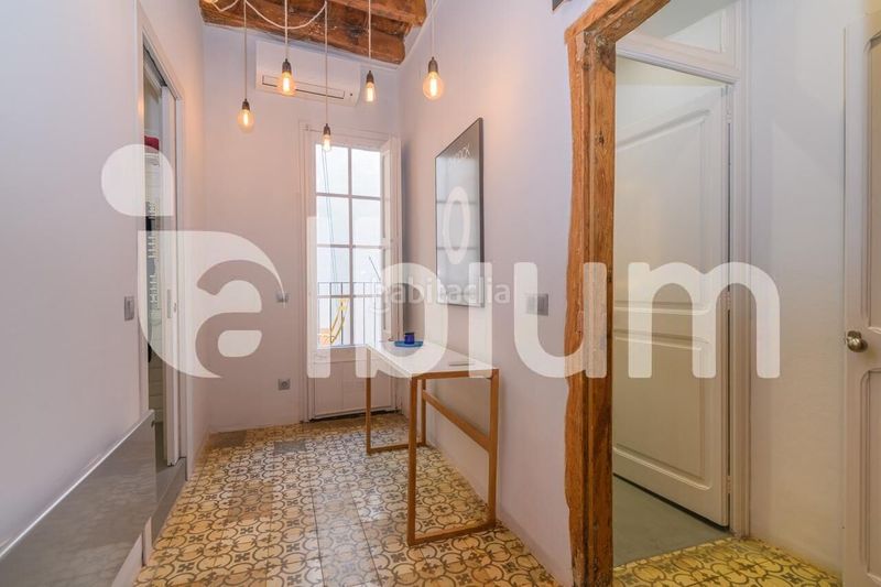 Foto 942186fb-26e4-4566-9935-2760fd9e1075. Pis amb calefacció a St. Pere - Sta. Caterina - El Born Barcelona