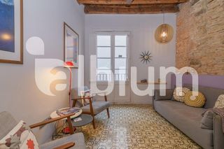 Piso  Carrer carrer de sant pere més baix. Precioso piso reformado de 70 m2 con balcón en el born