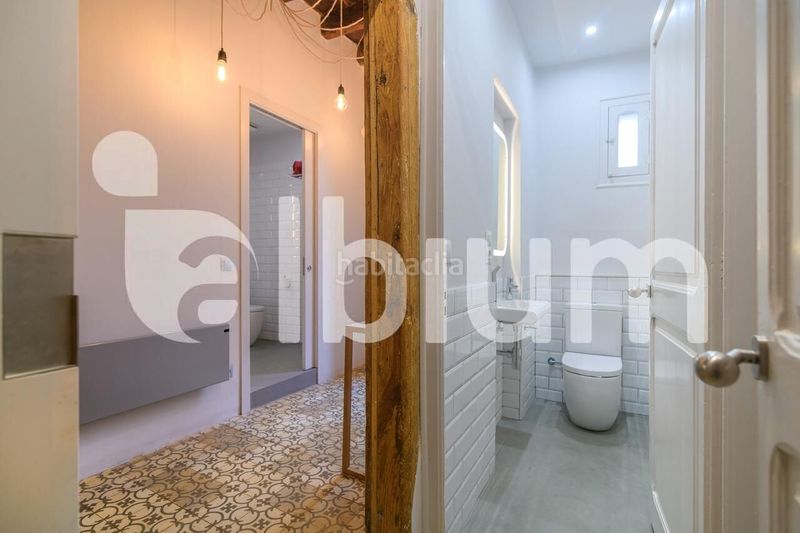 Foto acb2df17-7547-46e4-9f94-9e04c22c0e9f. Pis amb calefacció a St. Pere - Sta. Caterina - El Born Barcelona