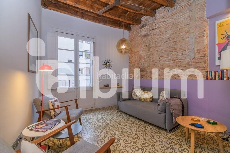 Foto c154bed9-8400-481e-bb57-e582084ac127. Pis amb calefacció a St. Pere - Sta. Caterina - El Born Barcelona