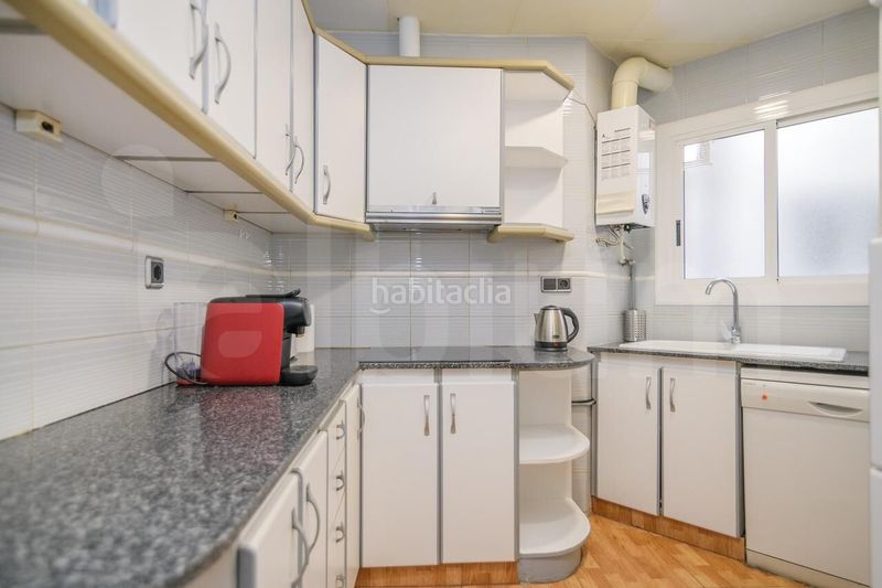 Foto b57c8154-9555-4031-8ec2-01f10d910d68. Pis a Sagrada Família Barcelona