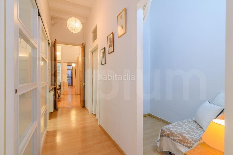 Foto d499831c-b6b0-4b8e-bebb-c91abcb32fc5. Pis amb calefacció a St. Pere - Sta. Caterina - El Born Barcelona