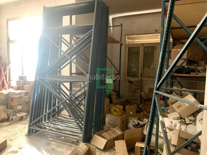 Foto 2a28973b-efa3-4a79-8365-3e88b0fe1dc9. Business premise in Fondo Santa Coloma de Gramenet