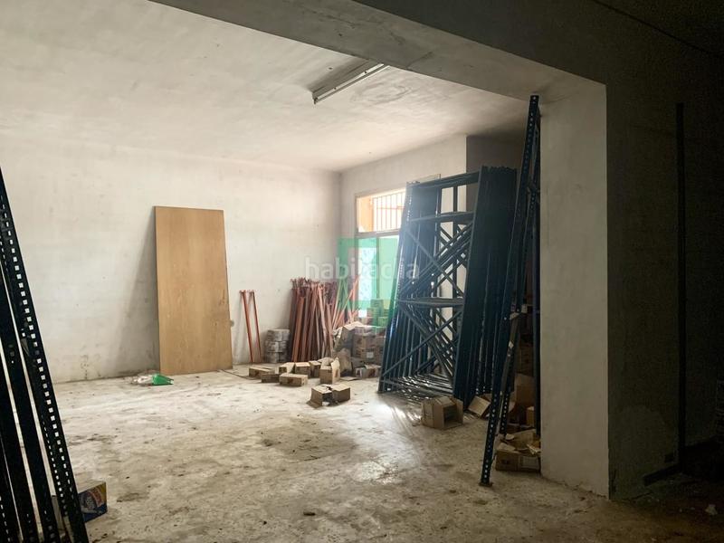 Foto b76c3c4c-dcaf-4ddb-9077-123e8e42be81. Business premise in Fondo Santa Coloma de Gramenet