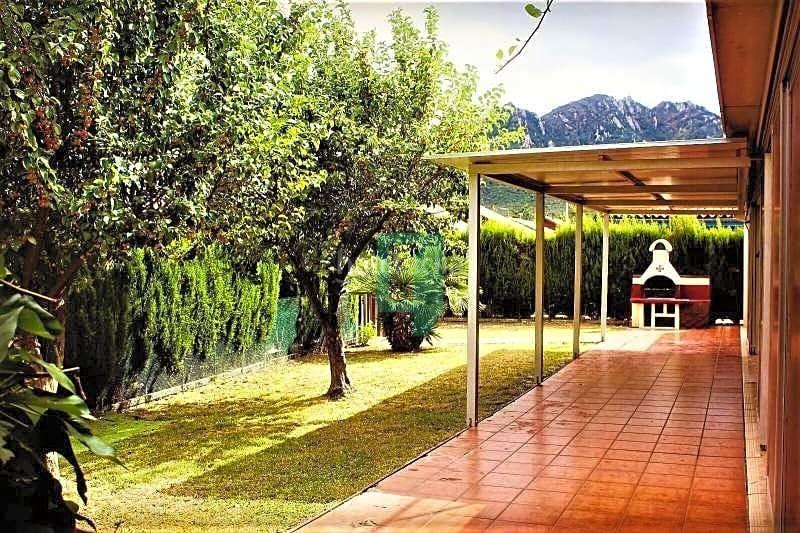 Foto a0116f43-ff70-4725-afdc-f6cb86edadc9. Casa amb aparcament a Ayegui