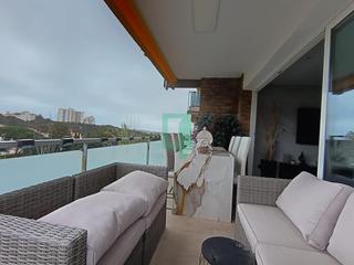 Pis a Vallpineda-Santa Bàrbara. Piso totalmente  reformado con terraza y piscina