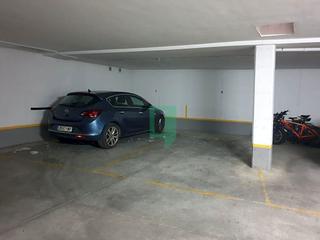 Aparcament cotxe  La merindad. Plaza de parking en estrella