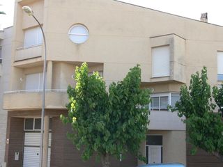 Chalet  Carrer sant pere màrtir. Bonito chalet con un  gran confort y agradable