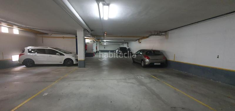 Foto e49c1f0e-a89d-4524-b236-e8d73a9c84df. Aparcament cotxe a Estella / Lizarra