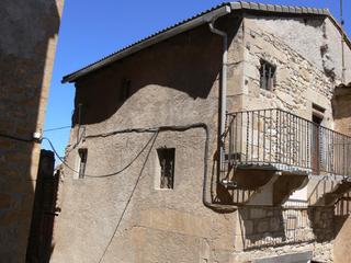 Masia  Carrer calvari. Casa de pueblo con encanto