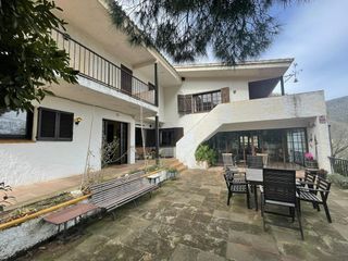 Maison  Camí de montnegre. En venta 2 masias y 11 hectáreas en st.iscle