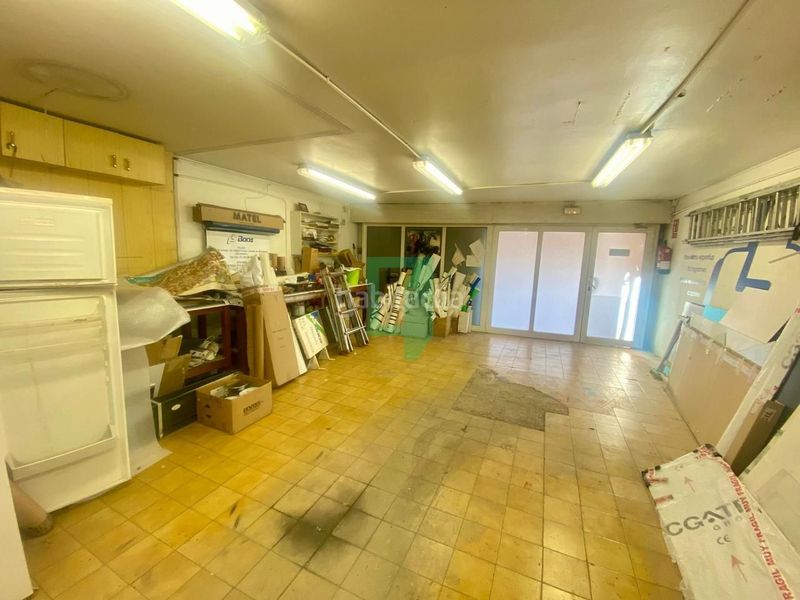 Foto 6f0257a7-a1e2-4e4a-92b0-619863bdaa1b. Business premise in El Raval Santa Coloma de Gramenet