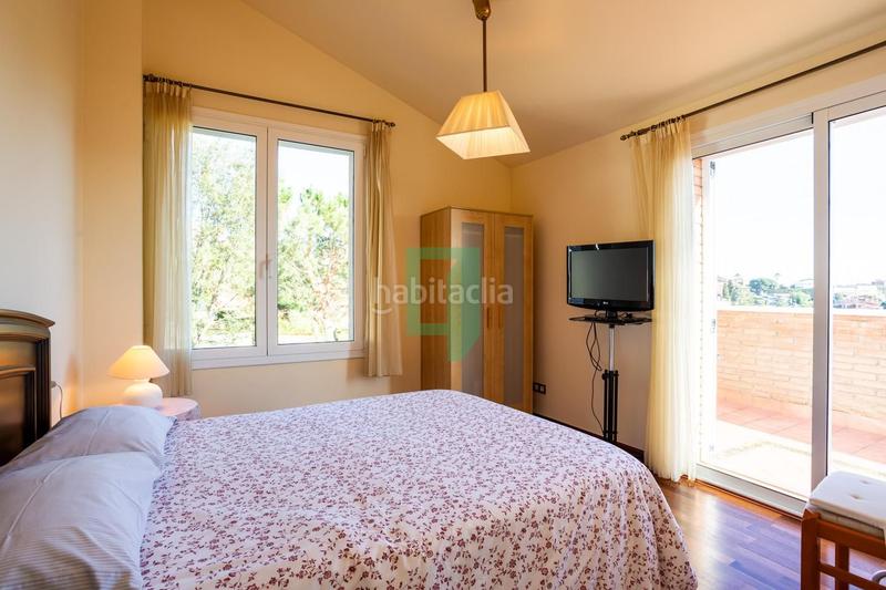 Foto 4838172f-082a-4549-8ed5-4da150b117e0. Casa vive el lujo frente al mar en Teià