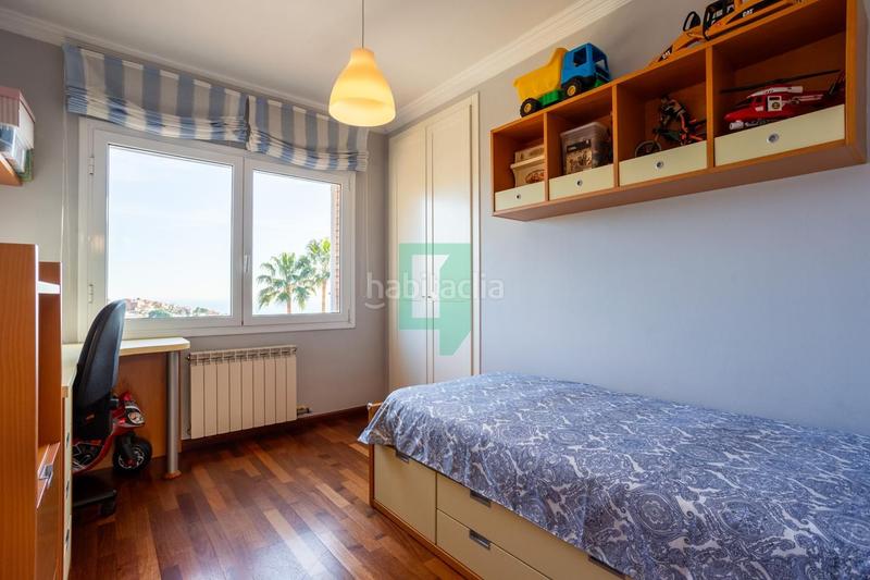 Foto b32196cf-28f2-4c6f-a4fa-73db98d3529b. Casa vive el lujo frente al mar en Teià