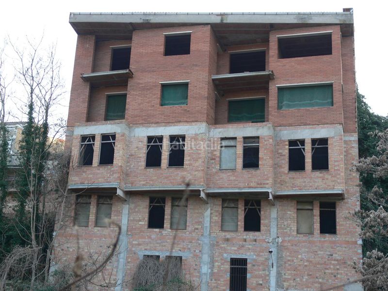 Foto 1a371828-c72b-40c4-8566-8c4553b3fe9a. Edificio in Artesa de Segre