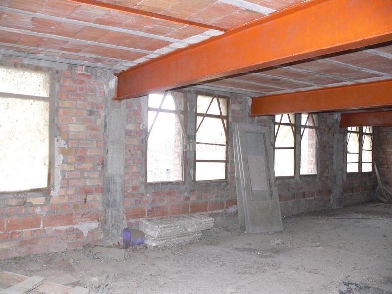 Foto 46d3b4c9-31e8-4436-99b9-513ae76d49d4. Edificio in Artesa de Segre