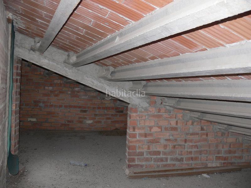 Foto 8ad0fd70-a202-4b24-840c-839cdd765bd2. Edificio in Artesa de Segre
