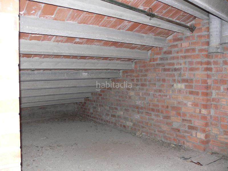 Foto a2d08d9b-9690-46cb-a0a9-1f43fb5407b6. Edificio in Artesa de Segre