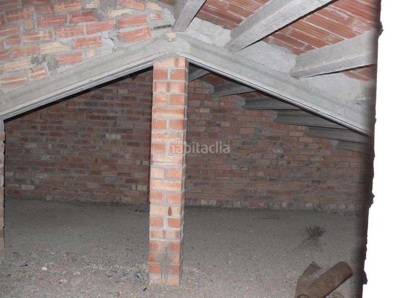 Foto e8ae1199-c14d-49e1-9e80-4e2c96a11107. Edificio in Artesa de Segre