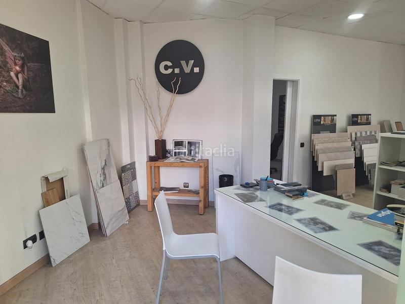 Foto 492c319b-9983-4d02-baa1-03d88a2fa680. Local commercial dans Centre - Passeig i Rodalies Manresa