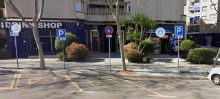Local Comercial  Carrer de jaume i. Local comercial alquilado en 950 en sabadell