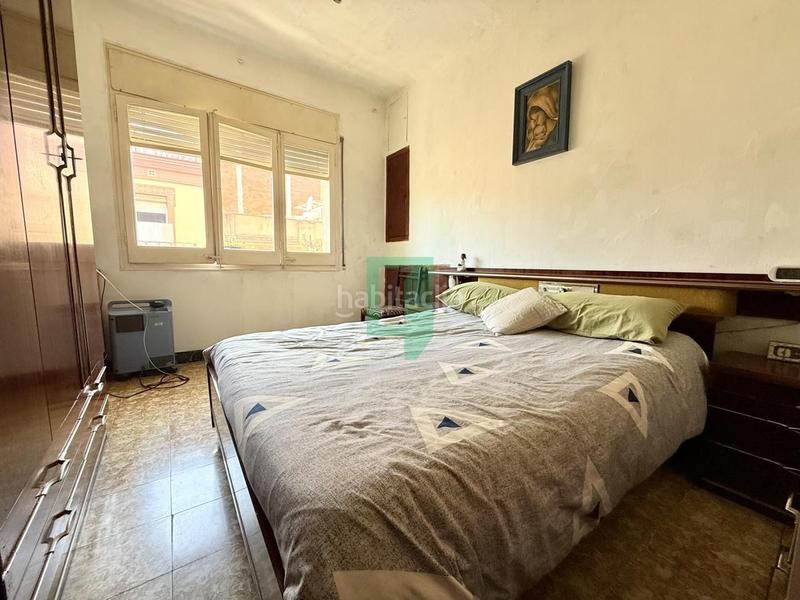 Foto 4d25004a-2137-450b-9681-a5555dd476e9. Casa adossada a Artigues Badalona