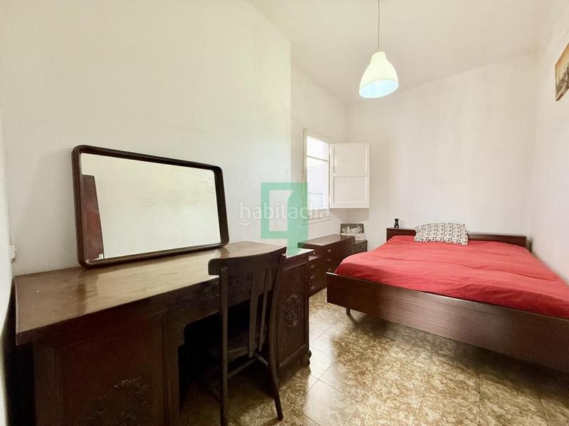 Foto f75e2b94-ea6f-44e4-a801-44485cfc262e. Casa adossada a Artigues Badalona