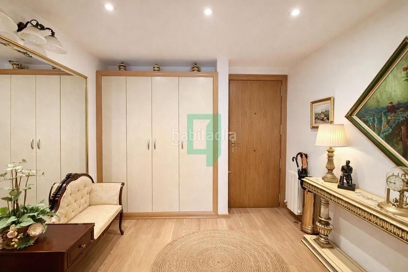 Foto 501bf92d-6fca-42ff-9670-68391da13b9f. Pis amb calefacció a Centre Badalona