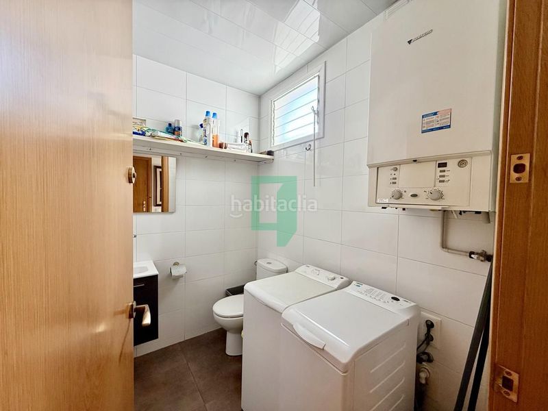 Foto 840f50b7-727c-4784-a44f-985e633175a1. Pis amb calefacció a Centre Badalona