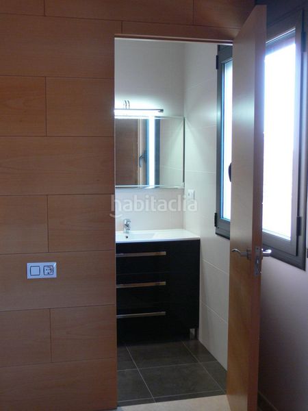 Foto dbd54869-424c-4f6f-b836-3cda0ad5e323. Chalet casa nueva a estrenar en Verdú