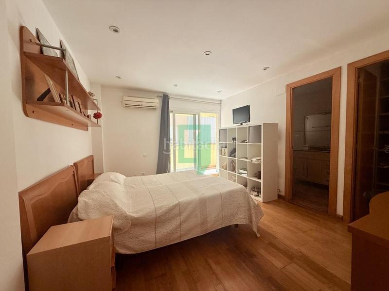 Foto a6f8428c-5546-43c5-a269-12785b212c74. Casa con riscaldamento in Progrés - Pep Ventura Badalona