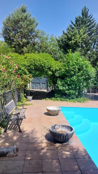 Foto b7465aaa-c483-4b9e-b24d-cdc8eeead212. Casa se vende finca de recreo de 1.800 m en Badostain navarra en Valle de Egüés / Eguesibar