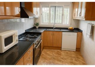 Maison  Carrer mercè rodoreda. Chalet independiente en vallserrat, sant esteve sesrovires