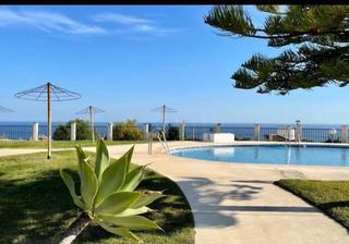 Planta baixa  Las tórtolas. Piso a estrenar 2 habitaciones con piscina en fuengirola