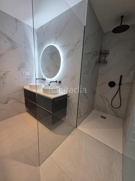 Foto 92a00f8c-e5f1-4ee3-ae87-6288d481db8f. Planta baja  con piscina de obra nueva 1 habitación en en Fuengirola